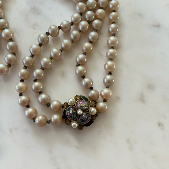 Antique Double Strand Faux Pearl Necklace - Picture 2 of 4